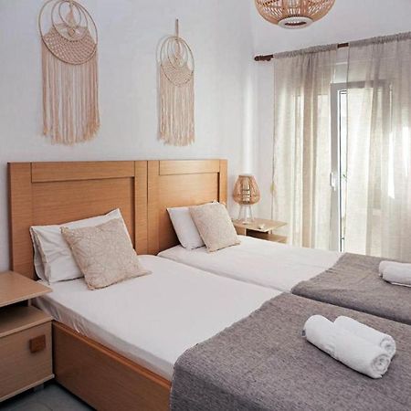 Achlia Hotel ภายนอก รูปภาพ